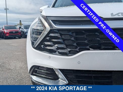 Used 2024 Kia Sportage SX image 9