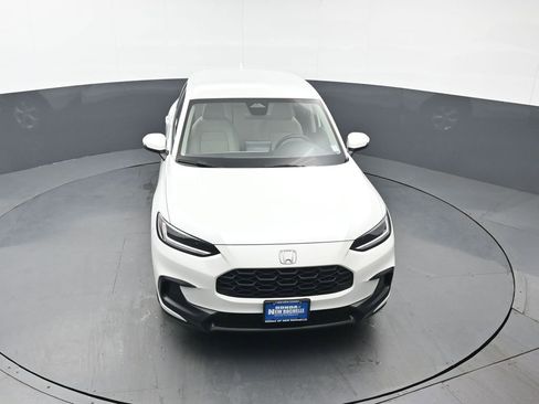 Certified 2023 Honda HR-V LX image 43