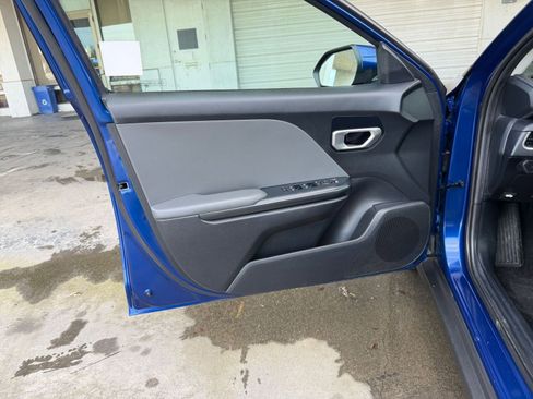 Used 2025 Kia K4 LXS image 18