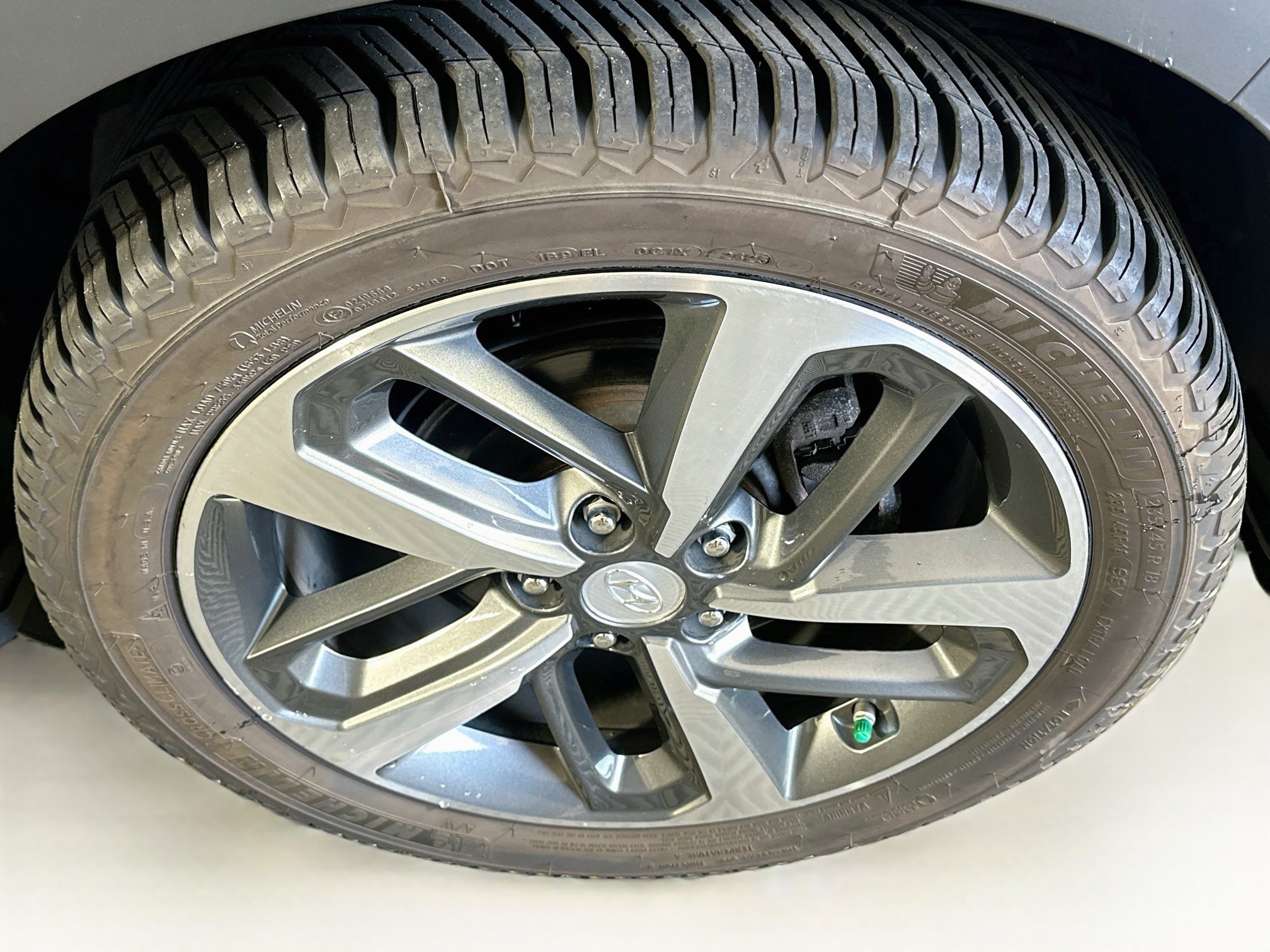 Used 2018 Hyundai Kona Ultimate AWD/4WD image 11