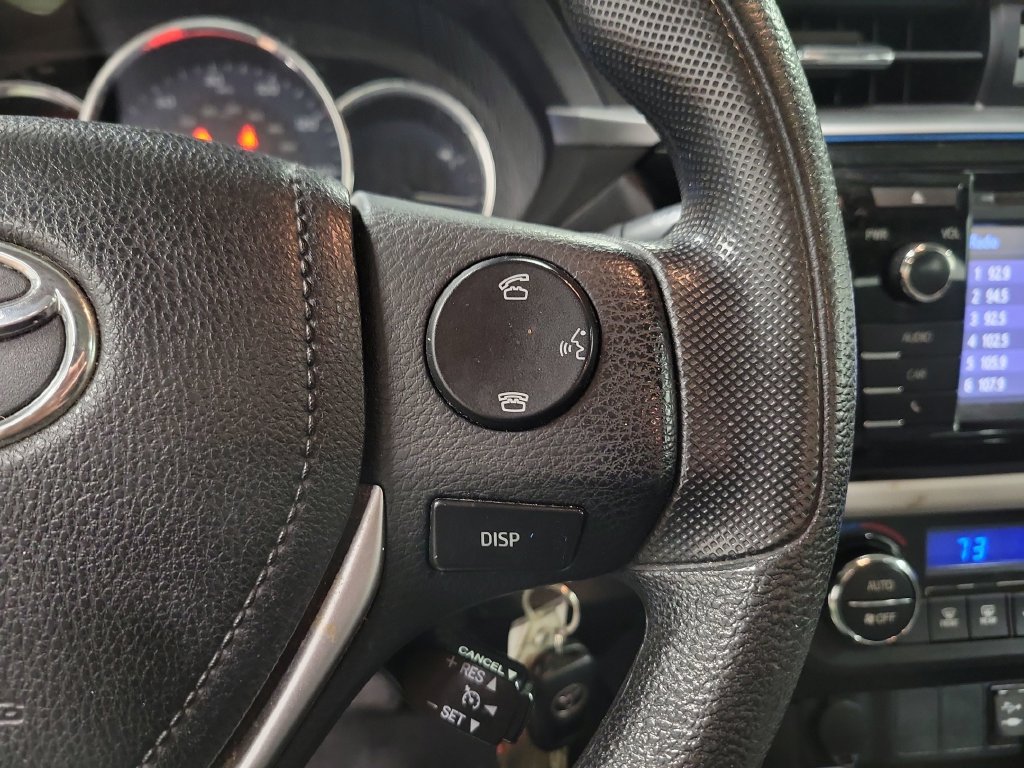Used 2015 Toyota Corolla LE FWD image 25
