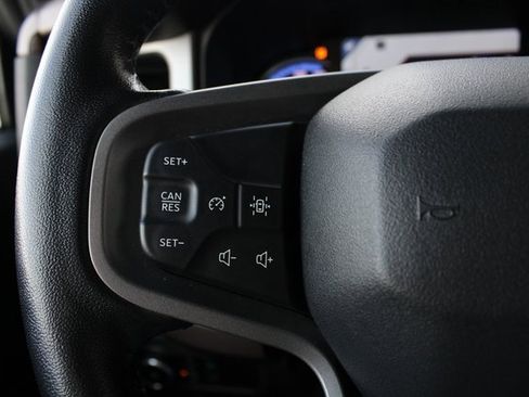 Used 2023 Ford Bronco Outer Banks image 9