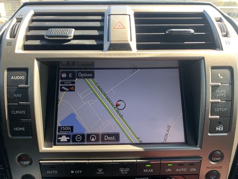 Used 2021 Lexus GX 460 Premium image 24