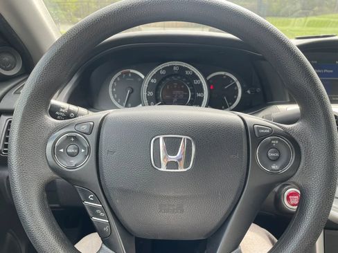 Used 2014 Honda Accord EX image 10