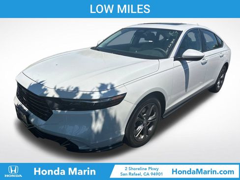Used 2024 Honda Accord EX image 9
