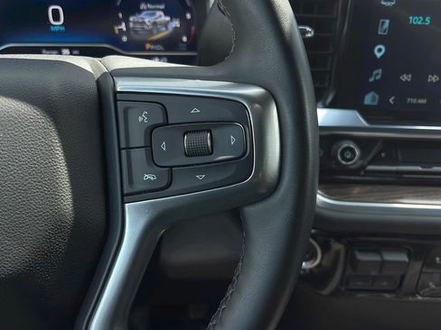Used 2025 Chevrolet Silverado 2500 LT w/ Convenience Package AWD/4WD image 12