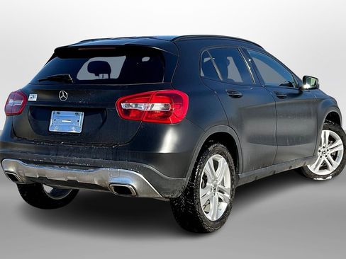 Used 2019 Mercedes-Benz GLA 250 4MATIC image 10