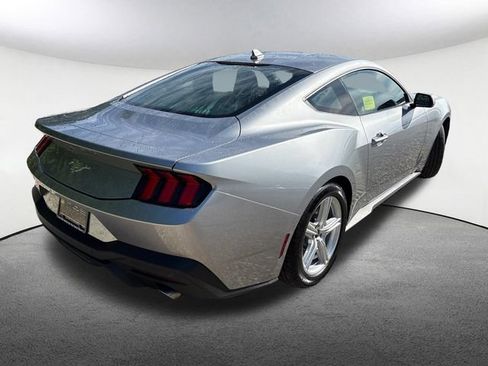 Used 2026 Ford Mustang Premium RWD image 13
