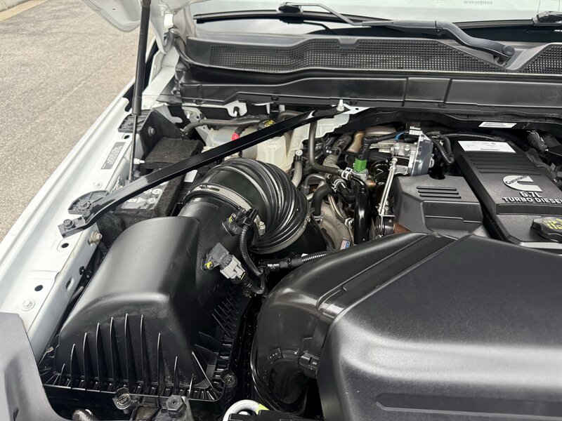 Used 2022 RAM 2500 Tradesman w/ Chrome Appearance Group RWD image 51