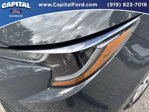 Used 2024 Toyota Corolla LE FWD image 11