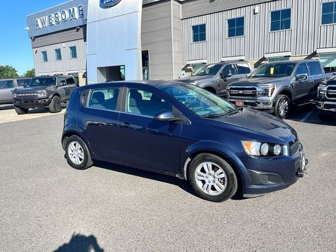 Used 2016 Chevrolet Sonic LT FWD image 4