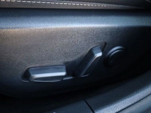 Used 2025 Kia K4 GT-Line w/ GT-Line Premium Package image 17