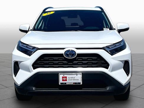 Certified 2022 Toyota RAV4 XLE w/ Convenience Package AWD/4WD image 3