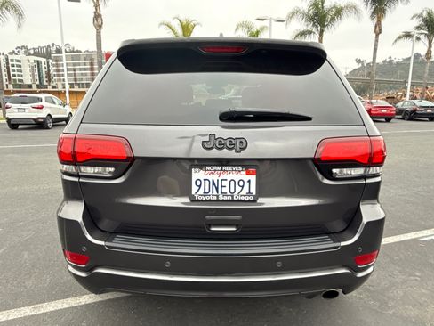 Used 2019 Jeep Grand Cherokee Altitude RWD image 8