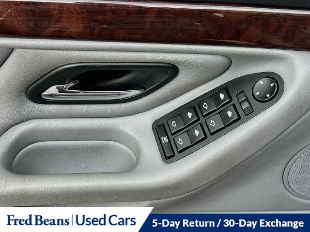 Used 2000 BMW 740i RWD image 19