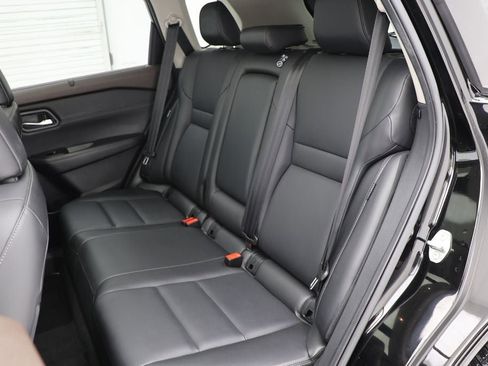 Used 2023 Nissan Rogue SV w/ SV Premium Package image 12