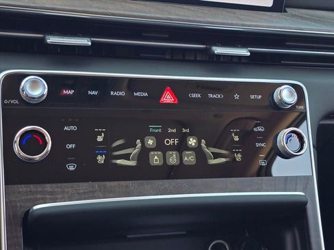 New 2026 Genesis GV80 2.5T Prestige image 20