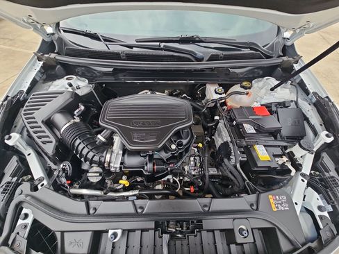 Used 2025 Cadillac XT5 Premium Luxury image 34