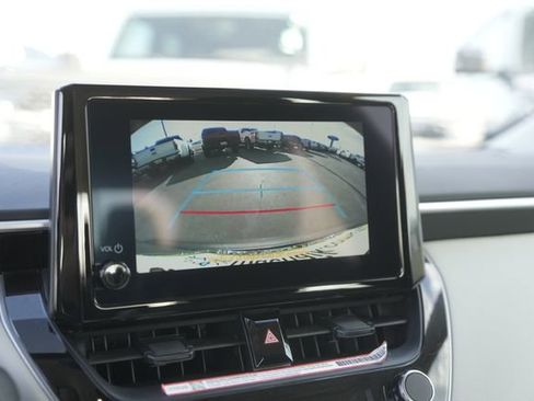 Used 2025 Toyota Corolla LE image 26