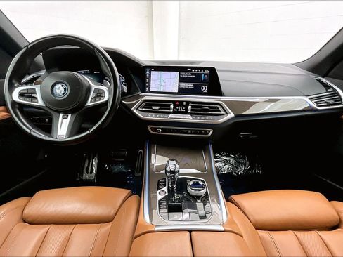 Used 2022 BMW X5 xDrive45e w/ M Sport Package AWD/4WD image 14