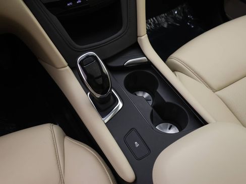 Used 2019 Cadillac XT5 Luxury image 15