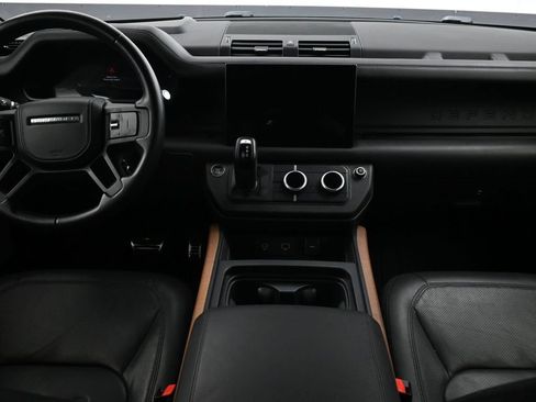 Used 2023 Land Rover Defender 130 X AWD/4WD image 4
