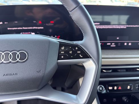 Certified 2025 Audi Q5 Premium w/ Convenience Package image 14