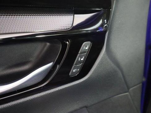 Used 2025 Honda CR-V EX-L image 40