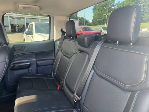 Used 2026 Ford Maverick Lobo AWD/4WD image 16