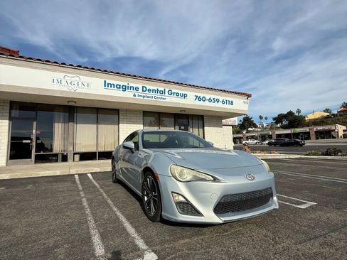Used 2013 Scion FR-S 10 Series image 1