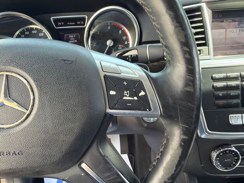 Used 2013 Mercedes-Benz ML 350 BlueTEC 4MATIC image 28