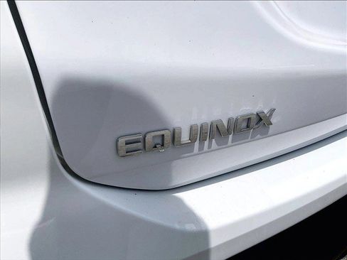 Used 2024 Chevrolet Equinox LS w/ LS Convenience Package FWD image 30