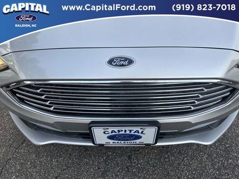 Used 2018 Ford Fusion S image 10