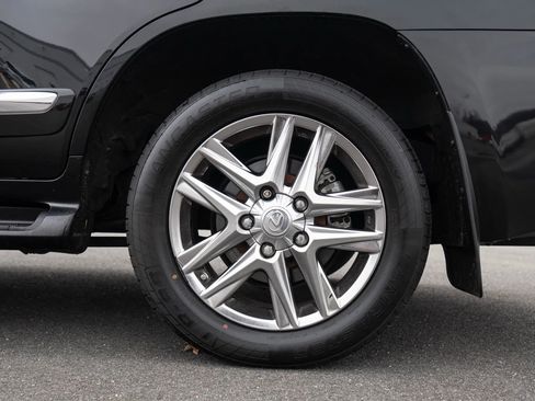 Used 2015 Lexus LX 570 4WD image 15