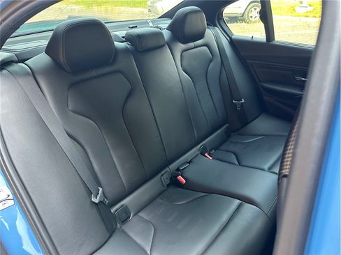 Used 2016 BMW M3 RWD image 16