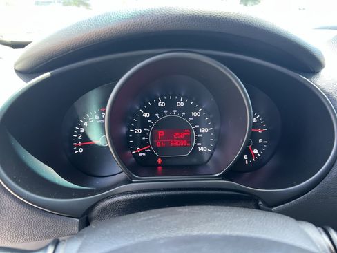Used 2017 Kia Soul FWD image 21