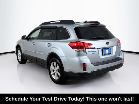 Used 2013 Subaru Outback 2.5i Limited AWD/4WD image 6