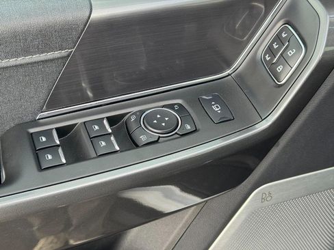 Used 2023 Ford F150 Lariat w/ Equipment Group 502A High image 27