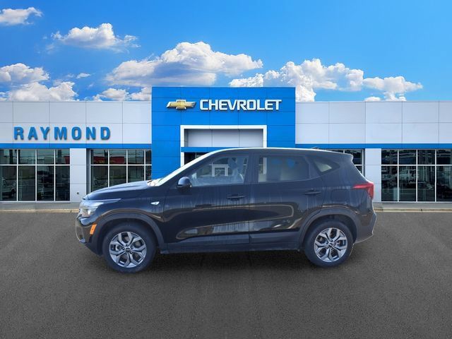Used 2025 Kia Seltos LX AWD/4WD image 6