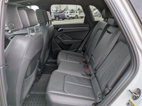 Certified 2023 Audi Q3 2.0T Premium Plus w/ Premium Plus Package image 24