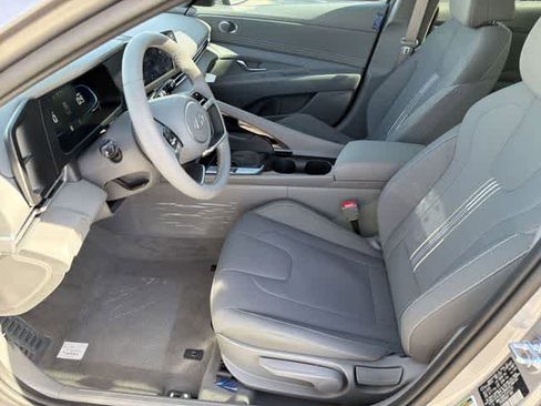 New 2026 Hyundai Elantra SEL Sport Premium image 13