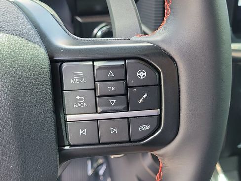 Used 2025 Ford F150 Raptor AWD/4WD image 31