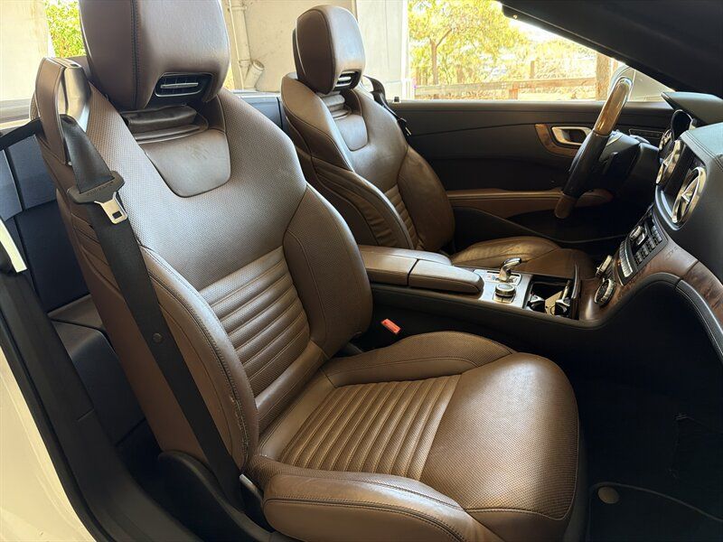 Used 2015 Mercedes-Benz SL 400 w/ Premium I Package image 20