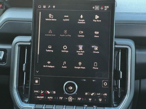 Used 2025 GMC Yukon Denali image 16