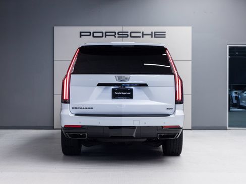 Used 2026 Cadillac Escalade Platinum Sport AWD/4WD image 6