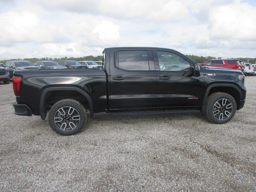 New 2026 GMC Sierra 1500 AT4 w/ AT4 Premium Package AWD/4WD image 3