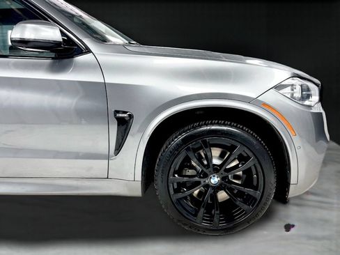 Used 2018 BMW X5 xDrive50i AWD/4WD image 44