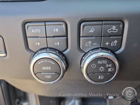 Used 2026 GMC Sierra 1500 Denali w/ Technology Package AWD/4WD image 19