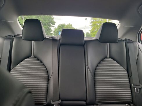 Used 2024 Toyota Camry SE FWD image 21