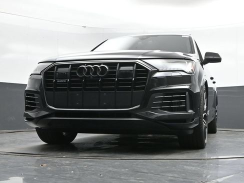 Used 2021 Audi Q7 3.0T Prestige w/ Prestige Package AWD/4WD image 45